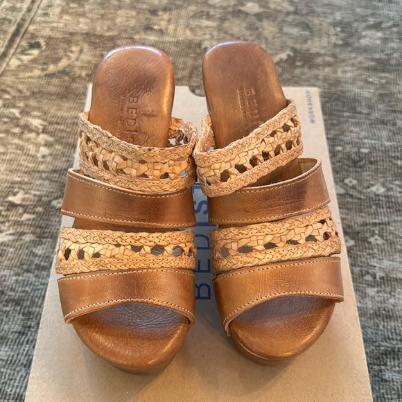 Bedstu Heels - Picture 2 of 6